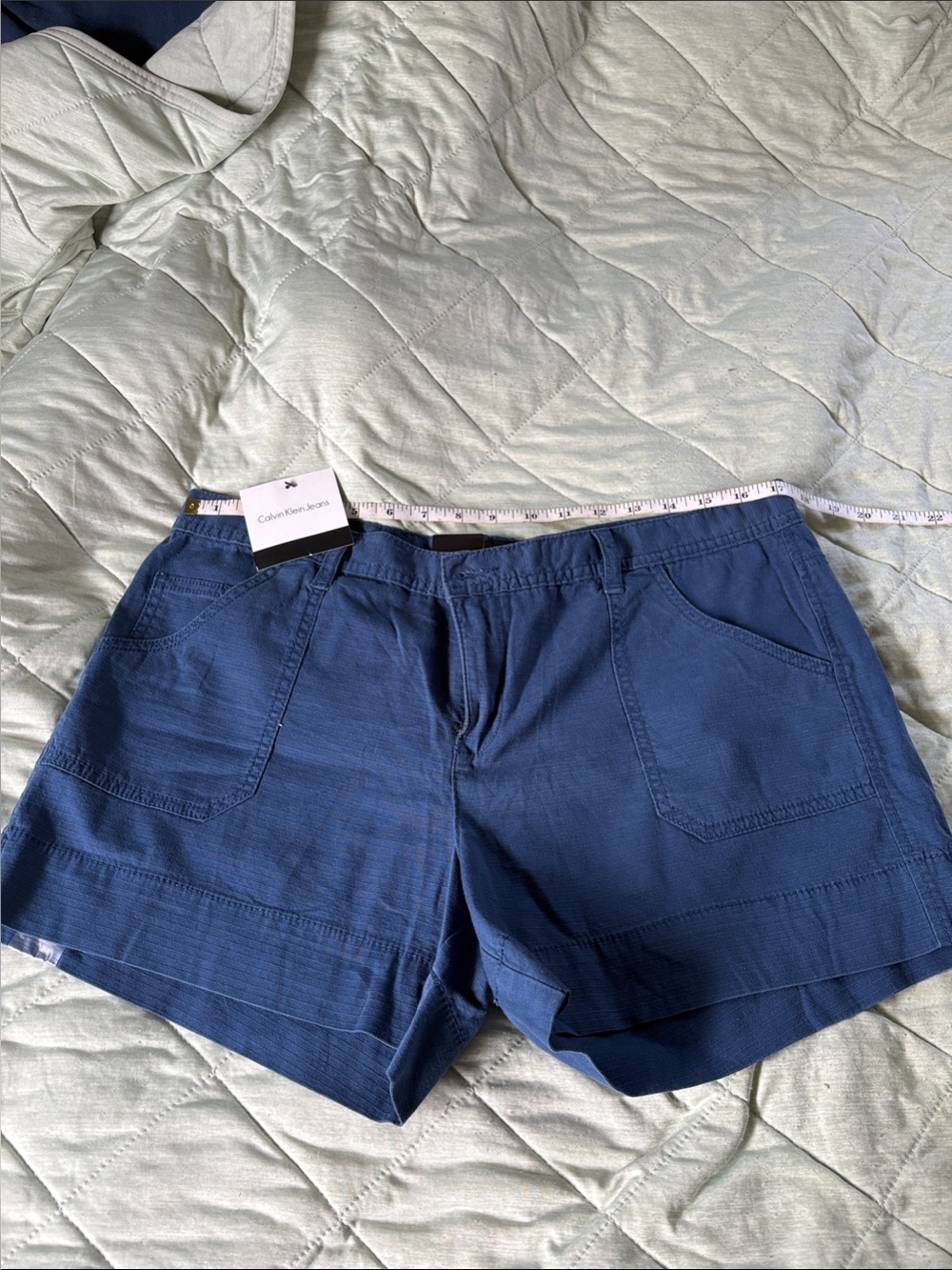 Calvin Klein Jeans Navy Relaxed Patch Pocket Shorts
NWT